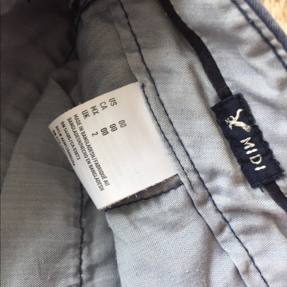 American Eagle Mid Shorts - Picture 2 of 2